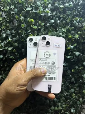 Apple iPhone 13 256 GB Pink