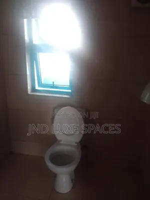 A Fully Serviced Well Maintained Office Space Measuring 200sqm