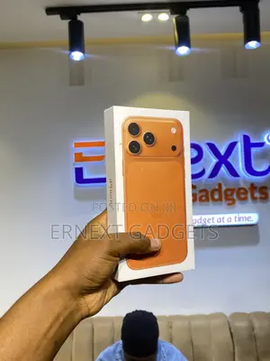 New Apple iPhone 17 Pro Max 256 GB Orange