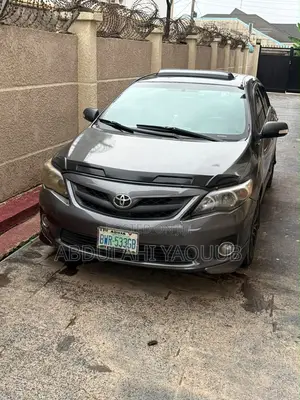 Toyota Corolla S Special Edition 4dr Sedan (1.8L 4cyl 4A) 2013 Gray
