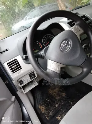 Toyota Corolla 2013 Gray