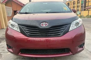 Toyota Sienna 2011 Burgundy