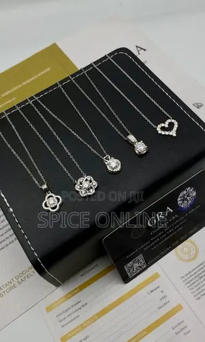XVIP HIGH QUALITY VVS Moissanite Diamond Necklace 