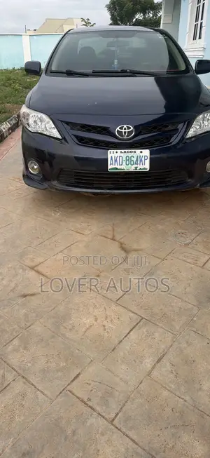 Toyota Corolla 2012 Blue