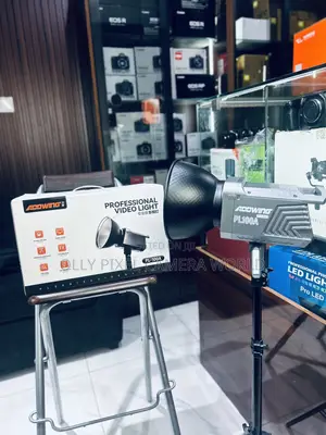Addwing Pl-100a Professional Video Light