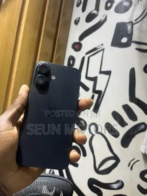 Apple iPhone 16 256 GB Black