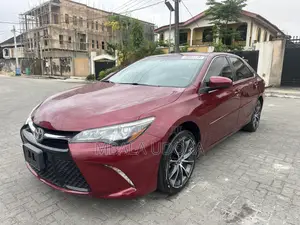 Toyota Camry XSE 4dr Sedan (3.5L 6cyl 6A) 2017 Maroon