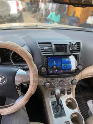 Toyota Highlander 2008-2013 Android