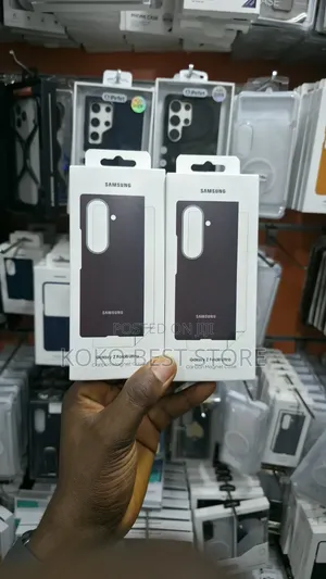 Galaxy Z Fold 8 Ultra CarbonMagnet Case