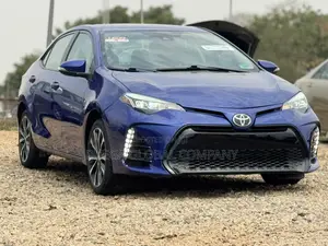 Toyota Corolla SE Special Edition 4dr Sedan (1.8L 4cyl CVT) 2017 Blue