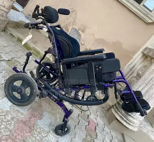 Quickie IRIS Tilt-in-Space Wheelchair With JAY J3 Backrest