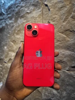 Apple iPhone 13 128 GB Red