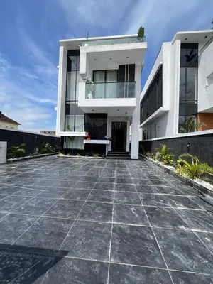 5bdrm Duplex in Ologolo for sale
