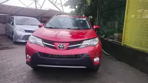 Toyota RAV4 Limited 4dr SUV AWD (2.5L 4cyl 6A) 2015 Red
