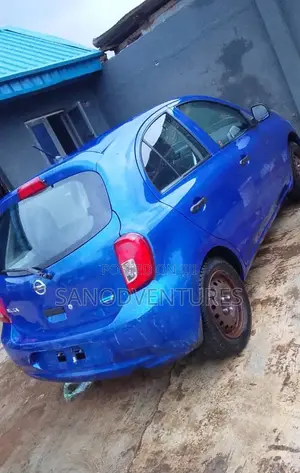 Nissan Micra 2015 Blue