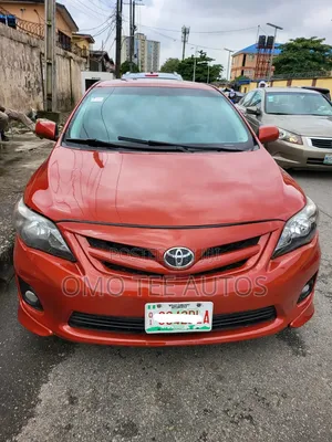 Toyota Corolla 2013 Red