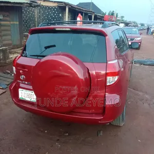 Toyota RAV4 2008 Red
