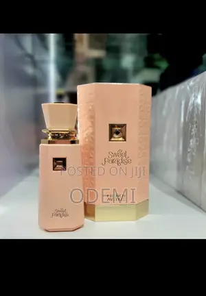 Sweet Paradise by French Avenue