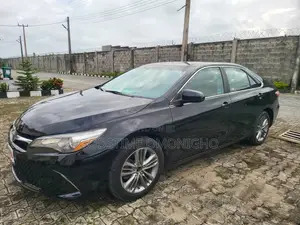 Toyota Camry 2016 Black