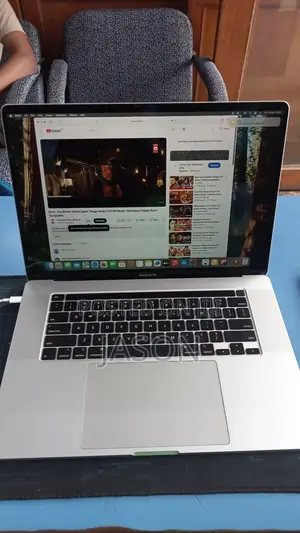 New Laptop Dell Chromebook 13 8GB Intel Xeon SSHD (Hybrid) 256GB