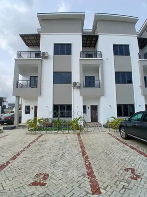 4bdrm Townhouse/Terrace in Jahi for sale
