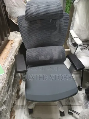 Super Executive Swivel Office Chair