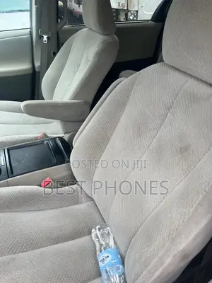 Toyota Sienna 2011 White