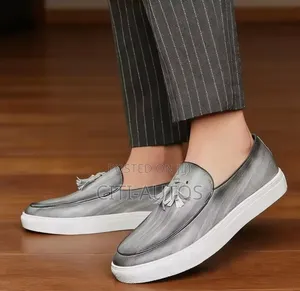 Classy Men's Premium Tassel Loafers Shoe- 4 Leisure Trips Daily Runs