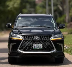 Lexus LX 2018 Black