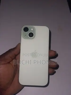 Apple iPhone 15 128 GB Green