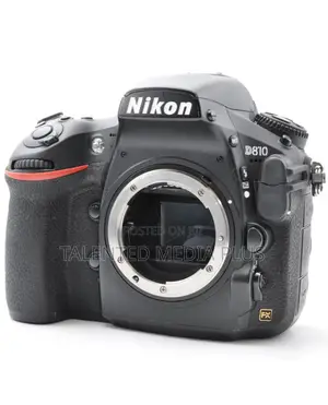 Nikon D810 Digital SLR Camera Body Only Like New