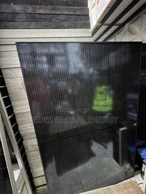 485watts Jinko All Black Solar Panel