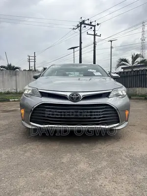 Toyota Avalon Limited FWD Sedan (3.6L 6cyl 6A) 2016 Silver
