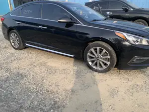 Hyundai Sonata Limited Sedan FWD (2.4L 4cyl 6A) 2016 Black