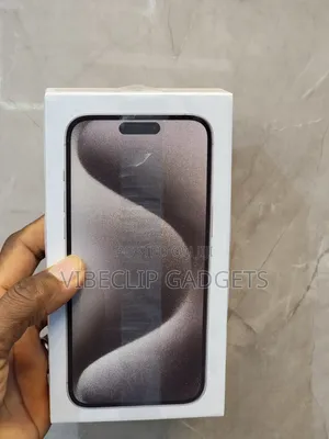New Apple iPhone 15 Pro Max 512 GB Silver