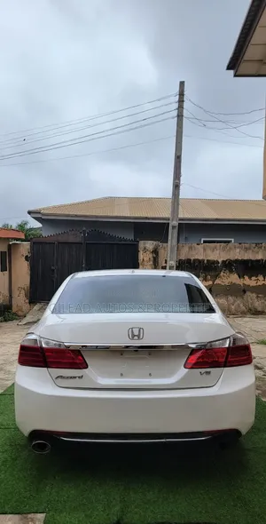 Honda Accord 2013 White