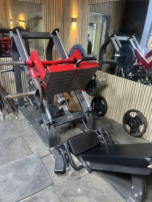 Leg Press Machine