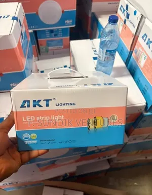 ÃƘT Strip Lights