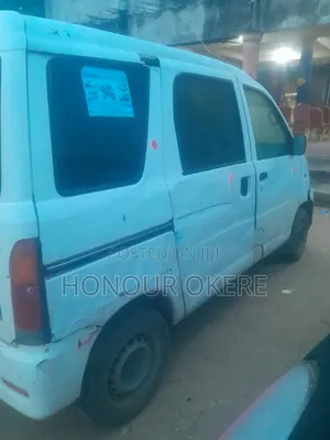 Daihatsu Hijet 2005 White