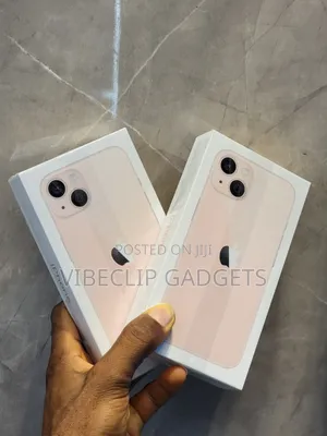 New Apple iPhone 13 128 GB Pink