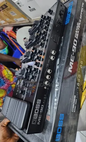 BOSS ME-90 Powerful Guitar Effect Processor