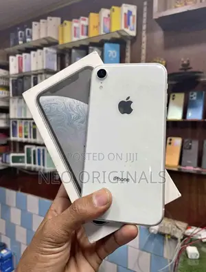 New Apple iPhone XR 128 GB White