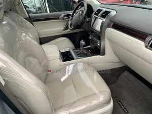 Lexus GX 460 Luxury 2016 Silver