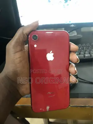 Apple iPhone XR 128 GB Red