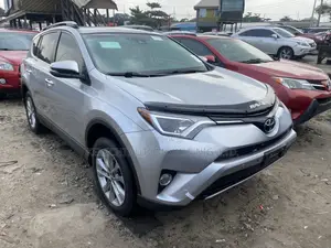 Toyota RAV4 Limited AWD (2.5L 4cyl 6A) 2017 Silver