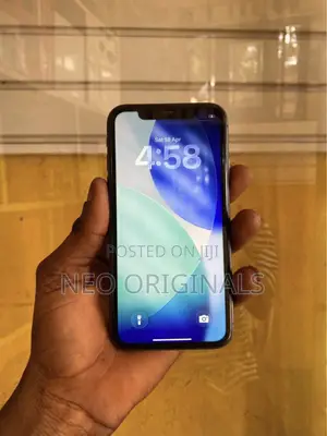 Apple iPhone 11 64 GB Black