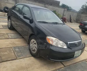 Toyota Corolla LE 2005 Black