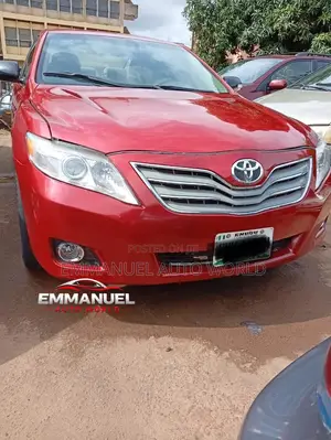 Toyota Camry XLE 4dr Sedan (2.5L 4cyl 6A) 2011 Red