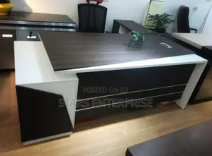 Office Table / Modern Desk