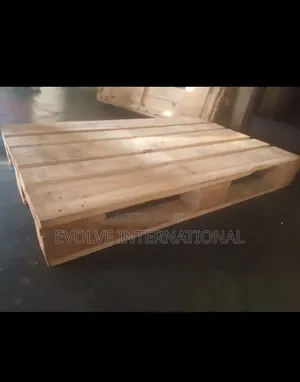 Realistic Multiple Use Wooden Pallets
